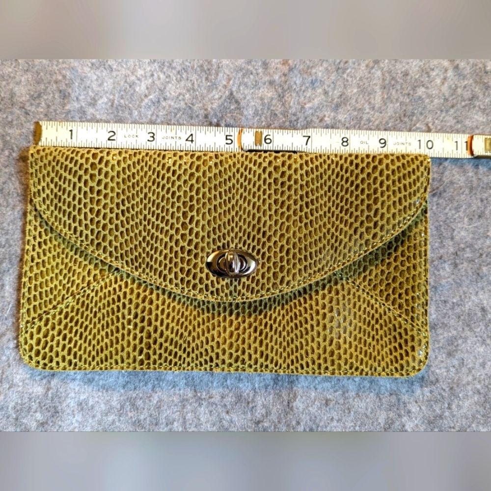 Sorial Vegan Clutch Olive - Picture 4 of 5